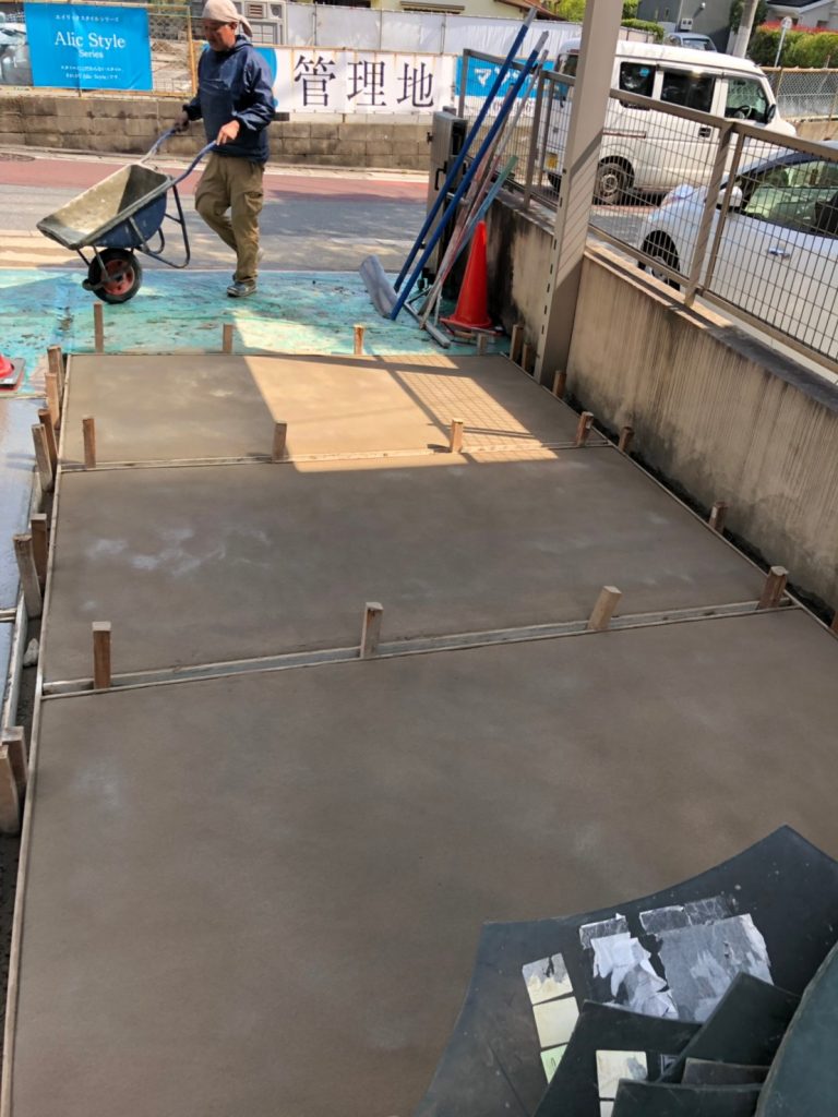 コンクリート土間もスタンプコンクリートでオシャレに ガーデンギャラリータケウチ コンクリート土間もスタンプコンクリートでオシャレに ガーデンギャラリータケウチ